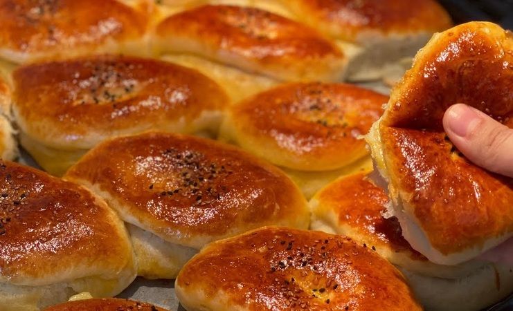 Kadife gibi yumuşacık oluyor! Bayatlamayan poğaçanın tek sırrıymış. 1